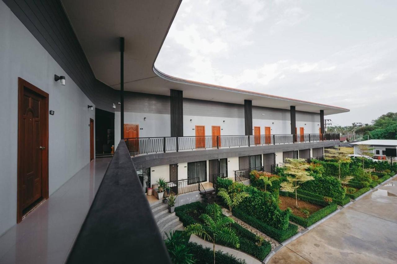 Hillside Boutique Hotel Surat Thani Exterior photo