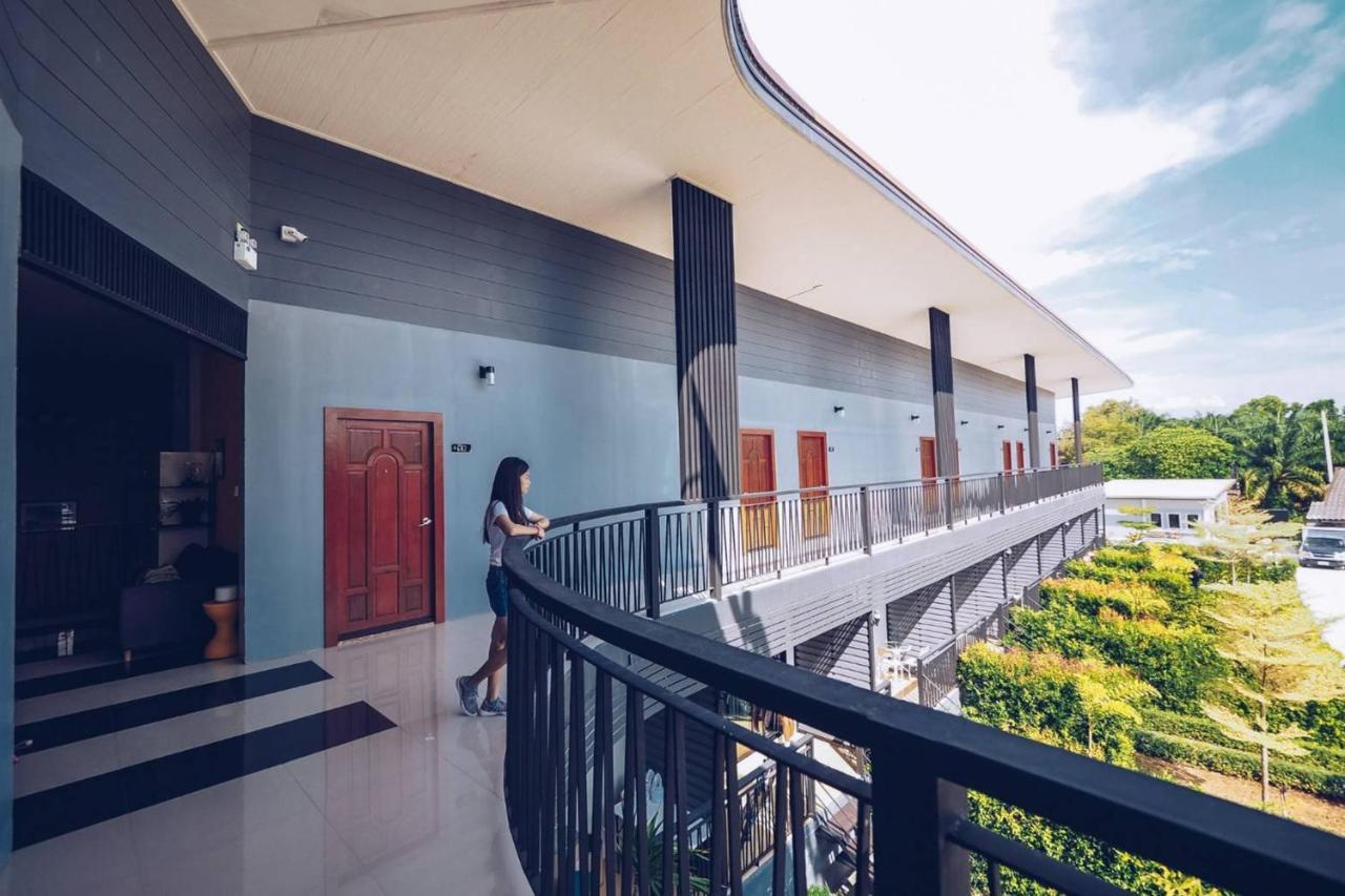 Hillside Boutique Hotel Surat Thani Exterior photo